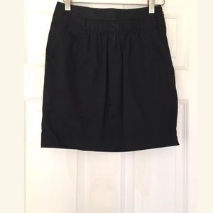 Banana Republic Tulip Skirt. Size petite 2.